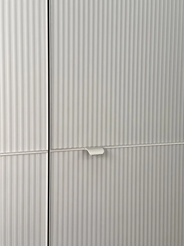 极窄分界线